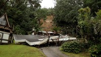 Badai itu sendiri merupakan peristiwa cuaca besar kedua yang melanda Auckland dan North Island hanya dalam beberapa pekan terakhir. (Phil Walter/Getty Images)  