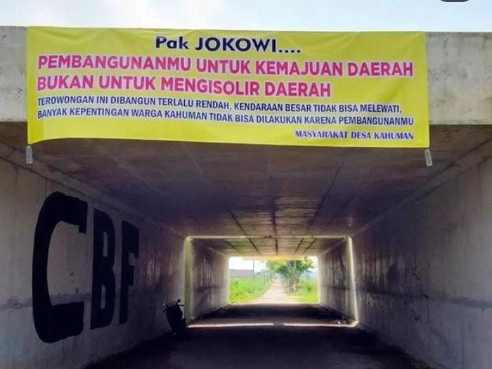 Spanduk protes warga Polanharjo, Klaten, Selasa (14/2/2023).