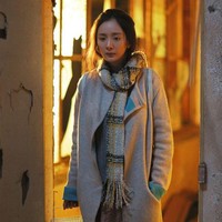 Perceraian juga berdampak pada kekayaan Yang Mi. Dilansir dari 8Days, kekayaan Yang Mi menurun menjadi Rp 2,3 triliun. Meski demikian Yang Mi tetap bersinar di layar kaca. Pada 2022, dia membintangi dua drama yaitu Thank You Doctor dan She and Her Perfect Husband. Foto: dok. Weibo