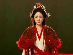 10 Foto Yang Mi, Ratu Drama China yang Cantiknya Bikin Terpesona