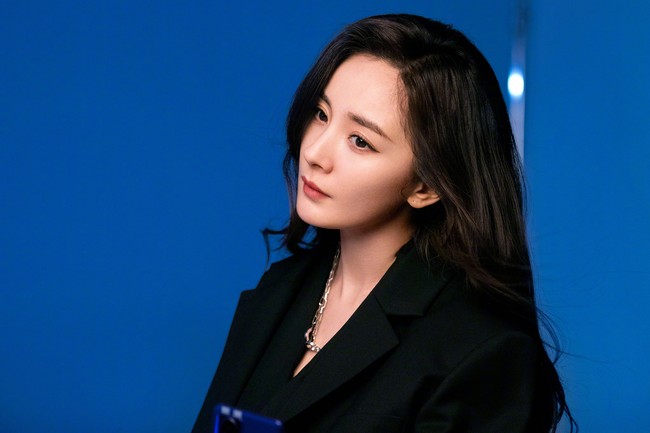 Four Dan Actresses adalah julukan untuk empat aktris China terpopuler yang dianggap selalu bisa mencetak rating tinggi dengan aktingnya. Yang Mi mendapat gelar ini dari Southern Metropolis Daily pada 2013. Foto: Dok. Facebook