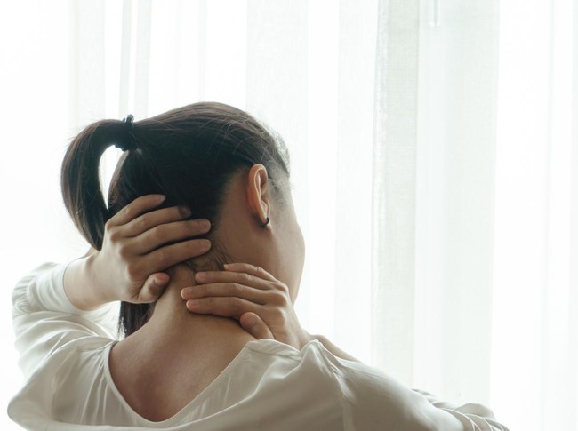 neck shoulder injury painful woman suffer from working healthcare and medicine recovery concept