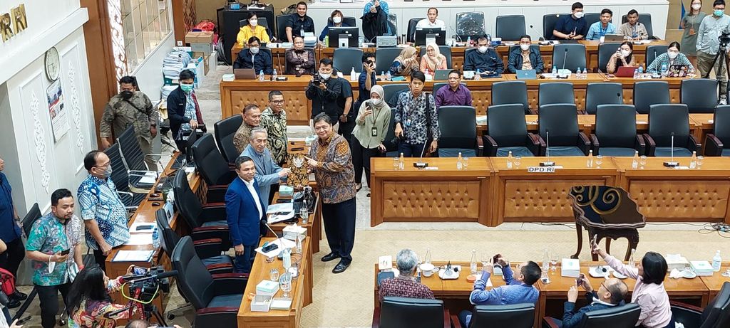 Badan Legislasi DPR menyepakati Peraturan Pemerintah Pengganti Undang-Undang atau Perppu Nomor 2 Tahun 2022 tentang Cipta Kerja untuk disahkan menjadi undang-undang