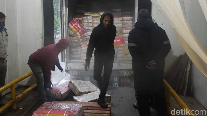 Bareskrim Polri bongkar penyelundupan daging kerbau ilegal asal Malaysia