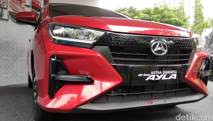 Daihatsu Ayla baru meluncur di Jakarta.