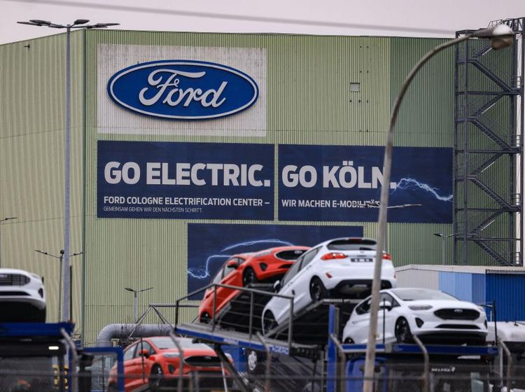 Ford Bakal PHK 3.800 Pegawai di Eropa hingga 3 Tahun ke Depan
