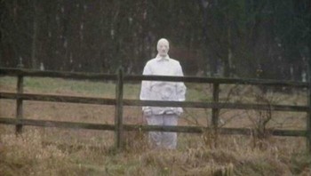 Bayangkan bertemu manekin ini... lari atau biasa saja? Foto: Reddit