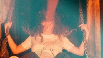 Ketika kamera menangkap gerakan begitu cepat bikin seolah ada sesuatu yang ditarik dari tubuh.  Foto: Reddit