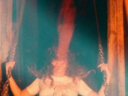 Kumpulan Foto Kutukan Bikin Merinding Saat Dilihat