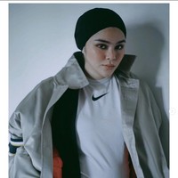 Mantan personel Blink, Sivia Azizah mengumumkan hamil anak pertamanya dengan sang suamo Pria Hardie. Sebelumnya, keduanya menggelar pernikahan pada 18 Juni 2022. Foto: Dok. Instagram @siviazizah.