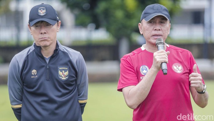 Iwan Bule Minta PSSI Datangkan Lagi Shin Tae-yong