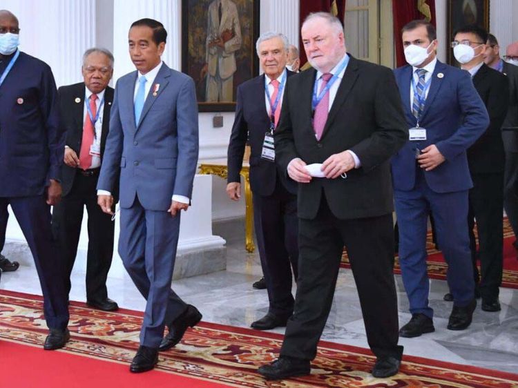 Momen Jokowi Sambut Presiden World Water Council di Istana Merdeka