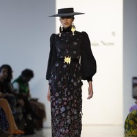 Fashion show Zeta Privé, brand busana lokal milik desainer sekaligus pengusaha muda Trisha Chas di New York Fashion Week 2023, Senin (13/2/2023). Foto: Dok. Trisha Chas/Zeta Prive