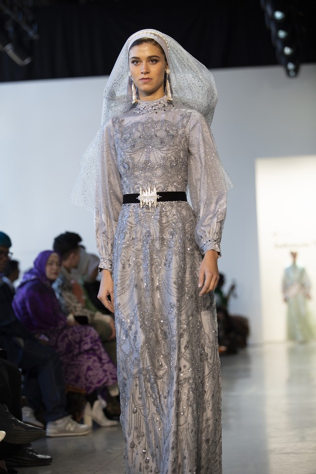 Fashion show Zeta Privé, brand busana lokal milik desainer sekaligus pengusaha muda Trisha Chas di New York Fashion Week 2023, Senin (13/2/2023). Foto: Dok. Trisha Chas/Zeta Prive