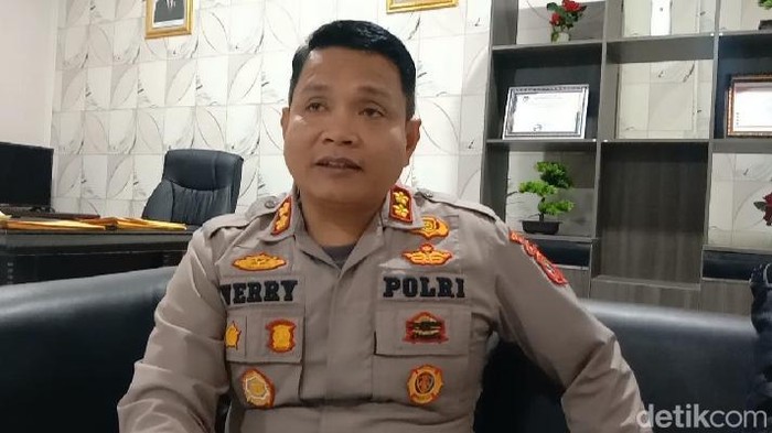 Kapolres Kotamubagu AKBP Dasveri Abdi.