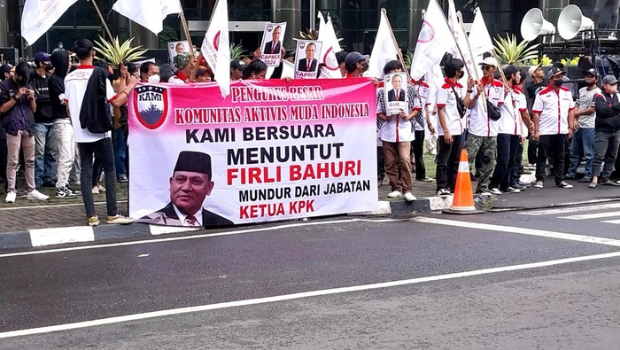 KPK Digeruduk Massa Tuntut Firli Bahuri Mundur (Yogi/detikcom)