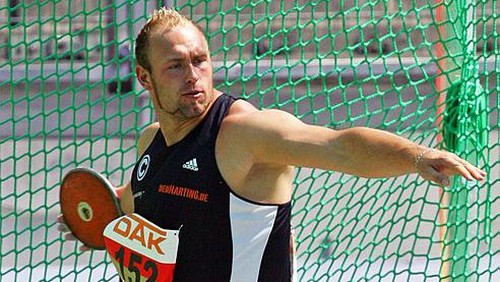 Olahraga lempar cakram.