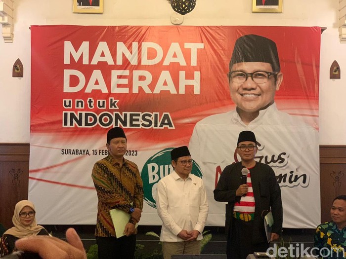 Muhaimin Iskandar di acara Mandat Kepala Daerah di Surabaya