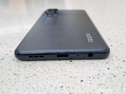 Nikita Willy Unboxing Oppo Reno 8T, Melongo Lihat Desain