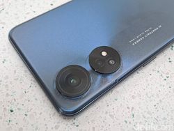 Nikita Willy Unboxing Oppo Reno 8T, Melongo Lihat Desain