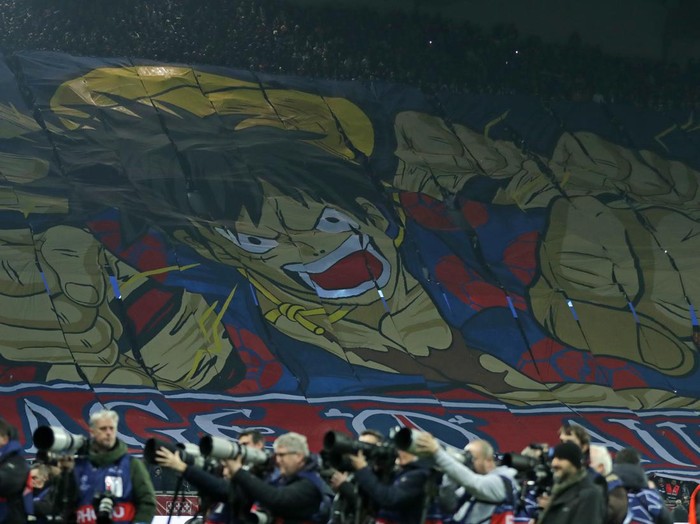 PARIS, FRANCE - FEBRUARY 14: Paris Fans during the UEFA Champions League round of 16 leg one match between Paris Saint-Germain and FC Bayern München at Parc des Princes on February 14, 2023 in Paris, France. (Photo by Christina Pahnke - sampics/Corbis via Getty Images)