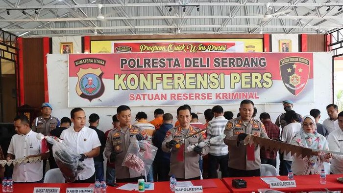 Polresta Deli Serdang menggelar konferensi pers kasus bentrokan yang menewaskan seorang warga