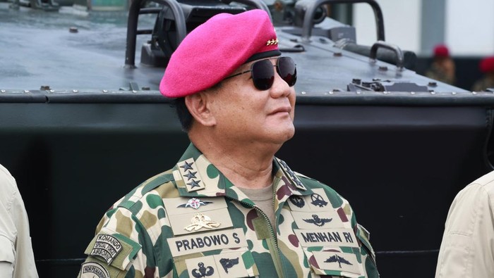 Haru Dan Bangganya Prabowo Diangkat Jadi Warga Kehormatan Korps Marinir