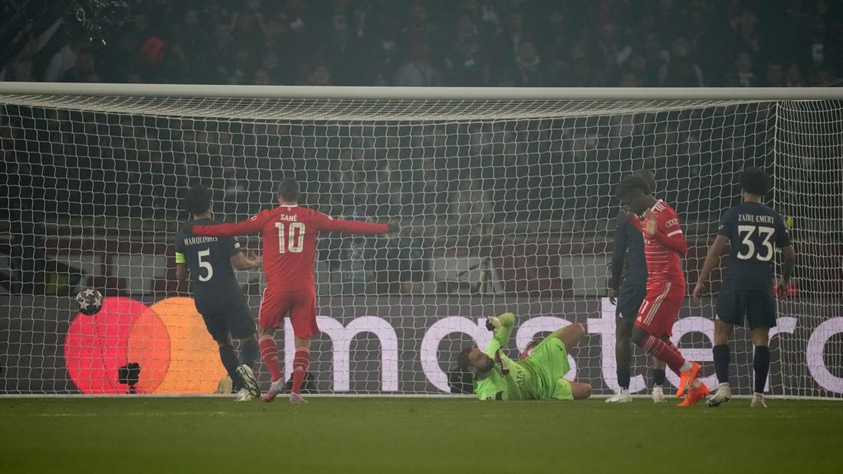 Kingsley Coman mencetak gol kemenangan Bayern Munich atas PSG lagi. (Foto: AP/Christophe Ena)