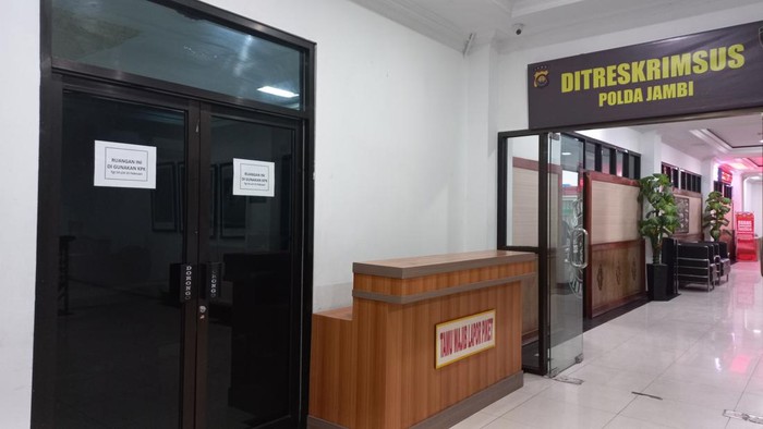 Ruang Aula Lt. 2 Gedung Lama Mapolda Jambi yang digunakan KPK memeriksa saksi suap RAPBD Jambi (Dimas Sanjaya/detikSumut).