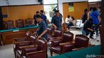 Penampakan Ruang Sidang Eliezer Berantakan Usai Didobrak Pengunjung