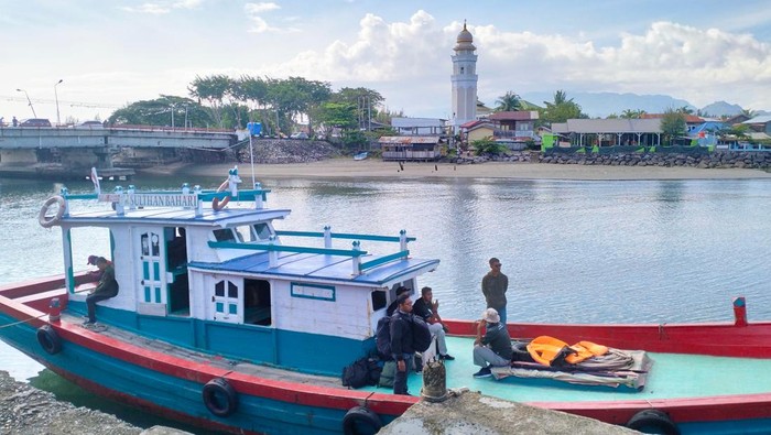 Salah satu kapal menuju Pulo Aceh (Agus Setyadi/detikSumut)