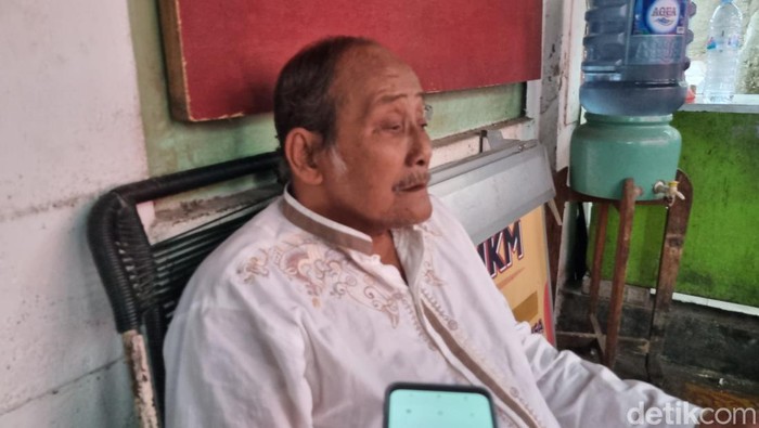 Sidadi, ayah Agus Setiawan korban tertima longsor air terjun Sedudo