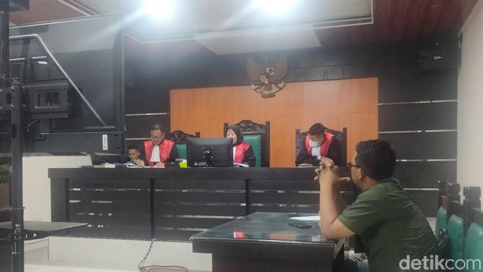 Suasana sidang pembacaan putusan perkara pembatalan surat tanah di PN Kisaran.