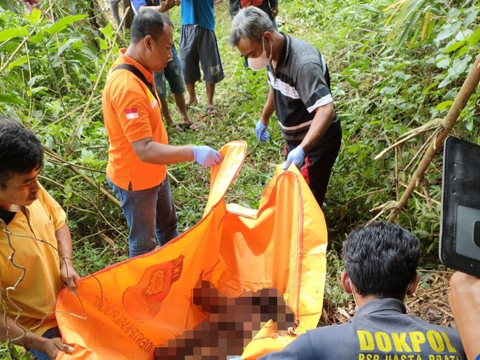 Tengkorak manusia yang ditemukan pencari rebung di Jombang