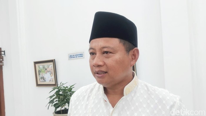 Wagub Jabar Uu Ruzhanul Ulum.