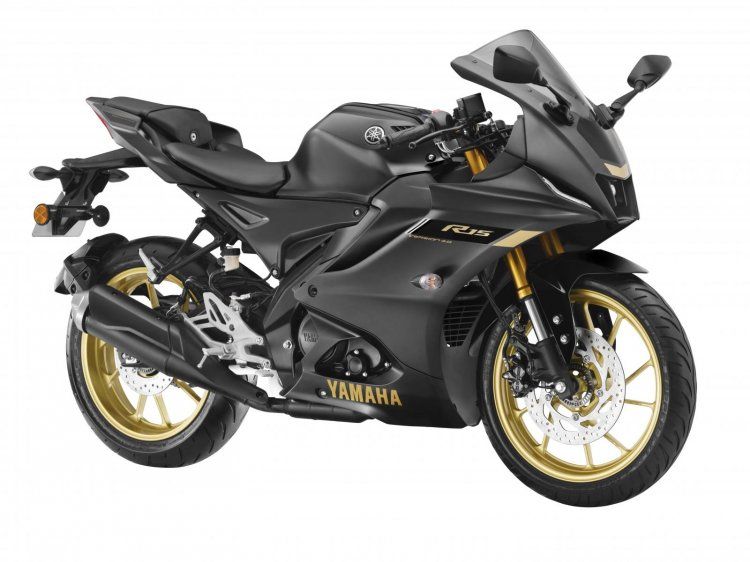 Yamaha R15M 2023