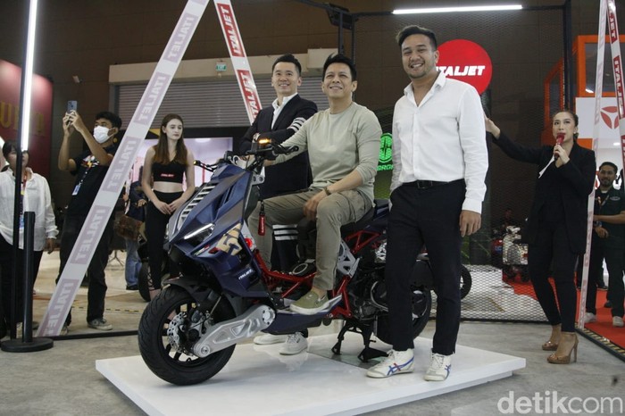 Ariel Noah Ikut Luncurkan Italjet Dragster Super Limited Edition