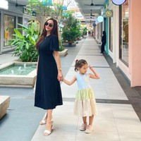 Penampilan Arabella yang kini sudah berusia 3 tahun juga tak kalah mencuri atensi. Anak Aura Kasih itu tampak makin cantik dengan paras blasterannya. Foto: Instagram/@aurakasih