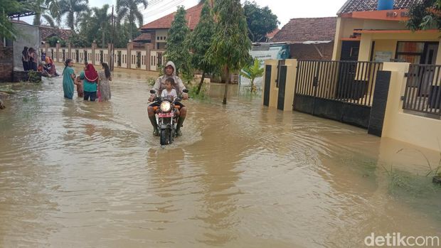 Kondisi banjir di Mejobo, Kudus, Kamis (16/2/2023).
