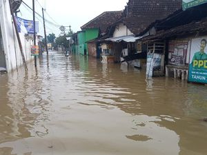 4 Kecamatan di Kudus Kebanjiran Setinggi hingga 2,5 Meter!