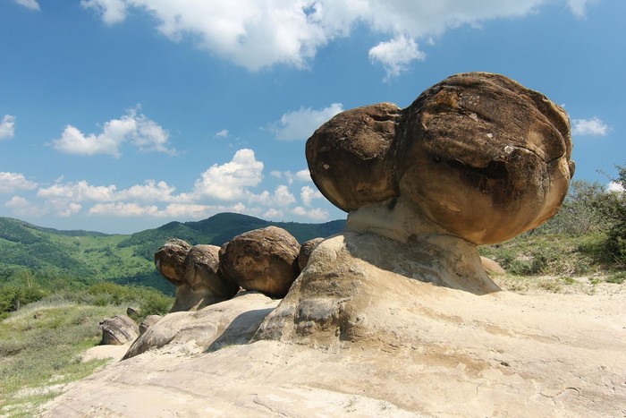 Batu trovant di Rumania