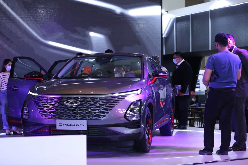 Chery Omoda 5 di ajang Indonesia Internasional Motor Show (IIMS). (CNBC Indonesia/Tri Susilo)