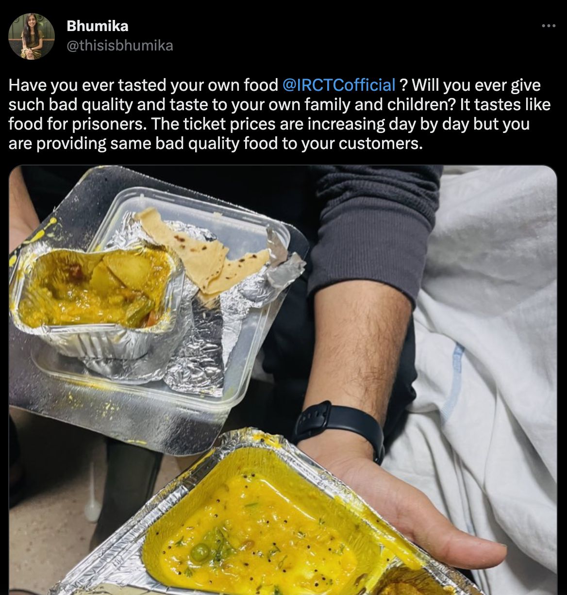 Kecewa! Penumpang Ini Sebut Menu di Kereta Mirip Makanan Penjara