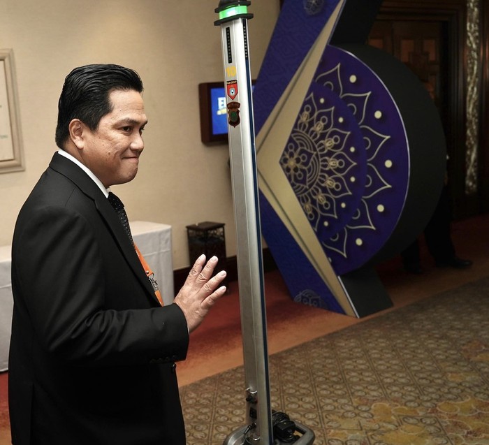 Keliling Indonesia, Erick Thohir Cicip Makanan Tradisional yang Jempolan! Keliling Indonesia, Erick Thohir Cicip Makanan Tradisional yang Jempolan!