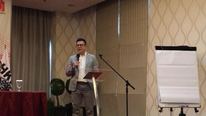 Ketua Umum HKPI Dr. Soedeson Tandra