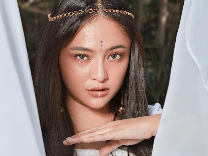 Marshanda Posting Foto dengan Caption Bikin Penasaran