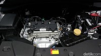 Soal dapur pacu, Wuling Avez dibekalo mesin bensin, naturally aspirated, inline-4 cylinder, DVVT, DOHC berkapasitas 1485 cc yang di atas kertas bisa memuntahkan tenaga sebesar 105 hp di 5,800 rpm dan torsi 143 Nm di 4,000-4,600 rpm. Mesin tersebut sudah mengusung EURO 4 dengan opsi transmisi CVT dan manual 6 percepatan.
