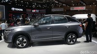 Berikut ini daftar harga dan varian Alvez di Indonesia: Wuling Alvez SE M/T Rp 209.000.000, Wuling Alvez CE CVT Rp 255.000.000, dan Wuling Alvez EX CVT Rp 295.000.000.