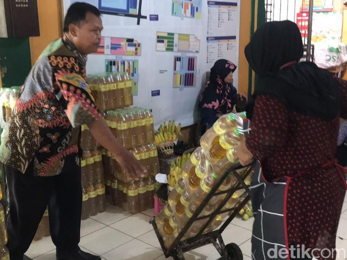 MinyaKita di Pasar Beringharjo, Jogja, Kamis (16/2/2023).