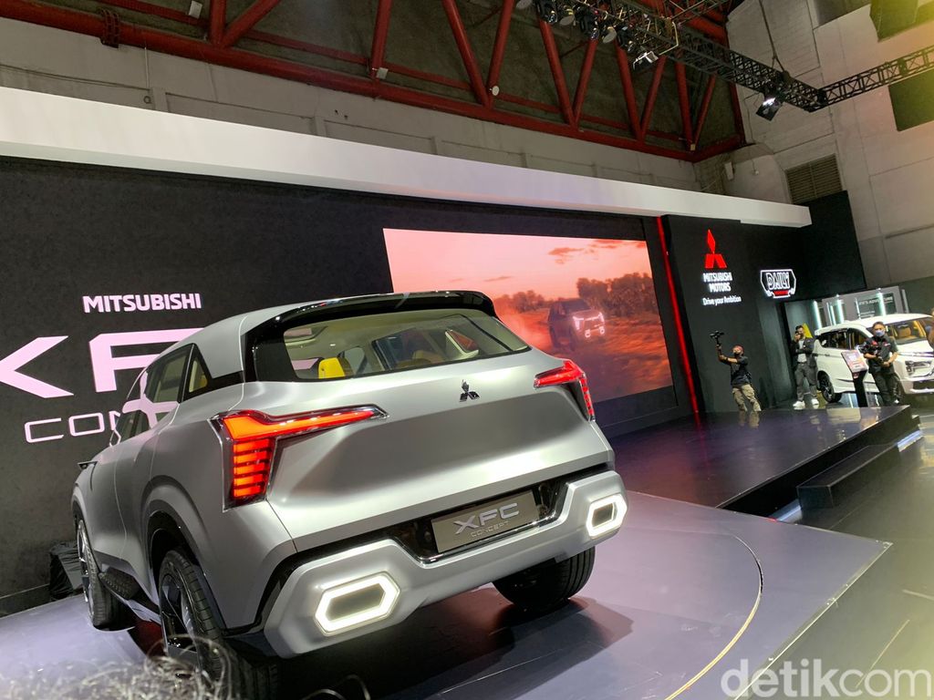 Mitsubishi XFC Concept